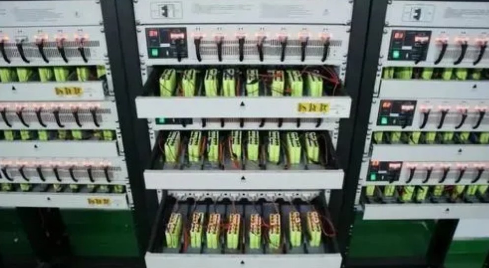 充電（diàn）倍率對鋰離子電池衰降的影（yǐng）響（xiǎng）